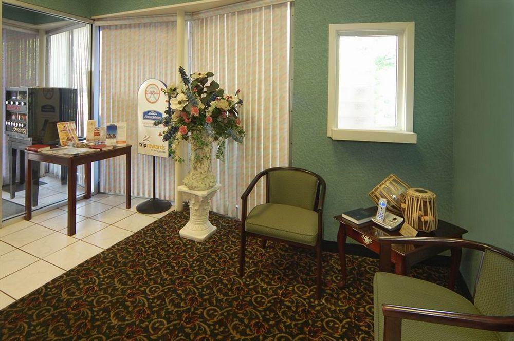 Sunrise Inn Ром Екстер'єр фото